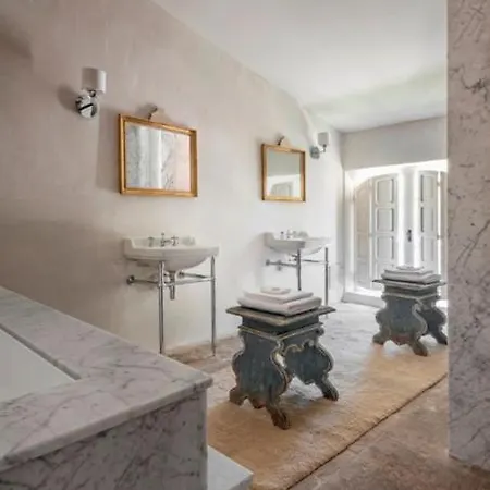 Les Maisons De L'hôtel Particulier Hotel 3*